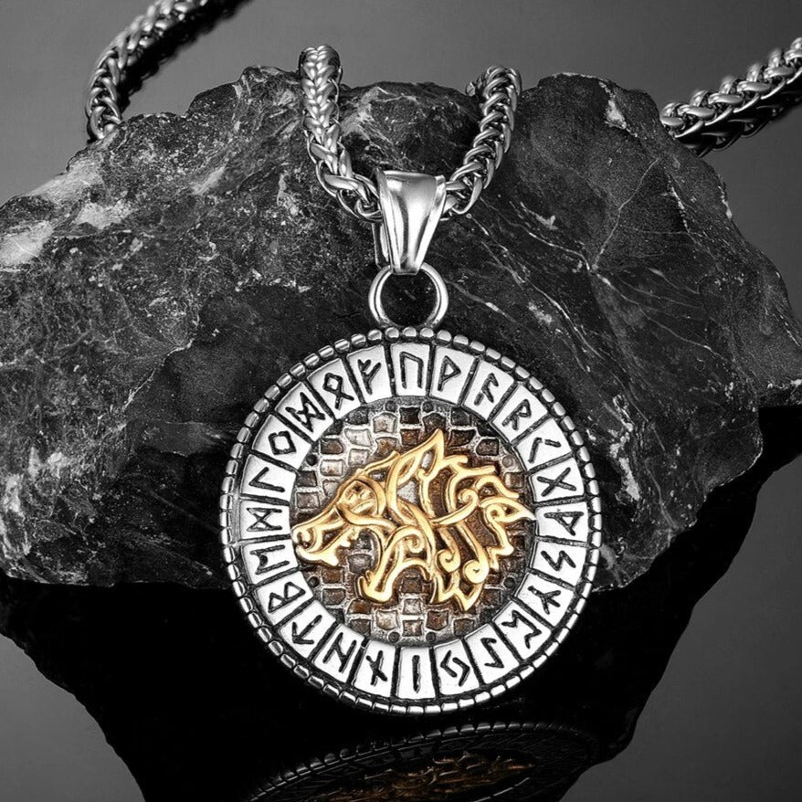 Runic necklace top