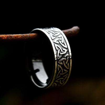 Viking Ring -  Trinity Knot