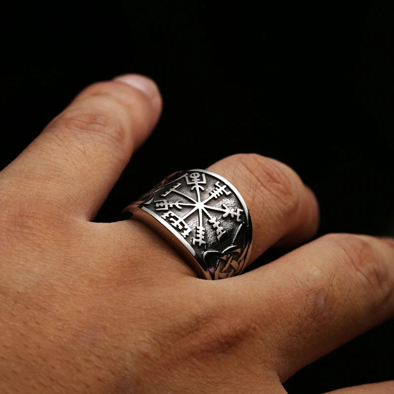 Viking Ring - Vegvisir Compass