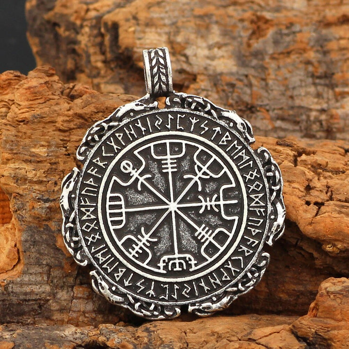 Viking Necklace - Nordic Vegvisir