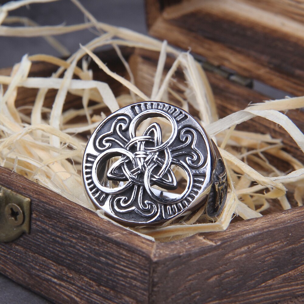 Viking Ring - Trinity Knot with Valknut