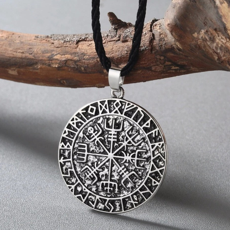 Viking Necklace - Vegvisir Runic