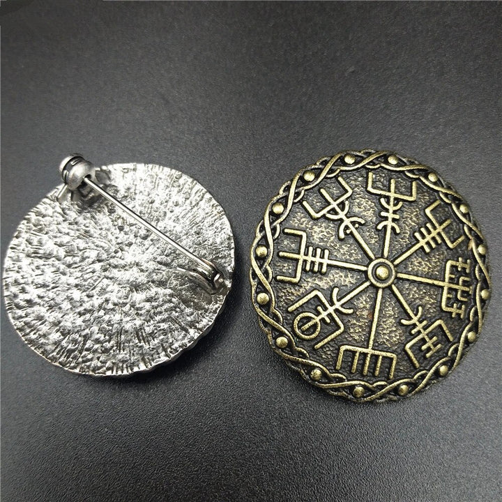 Viking Brooch - Vegvisir