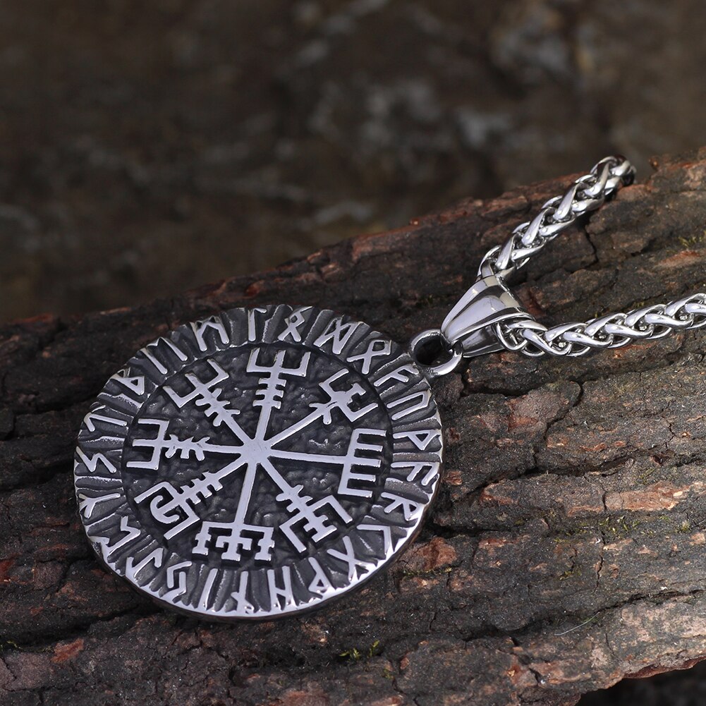 Viking Necklace - Odin's Vegvisir