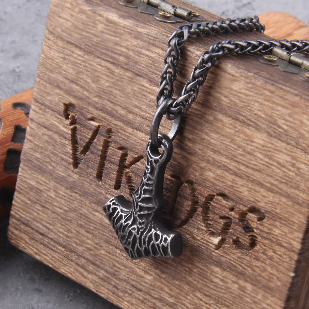 Viking Iron Pendant Necklace - Iron-Look Norse Amulet