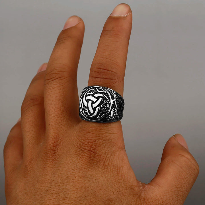 Viking Ring - Odin's Triskelion