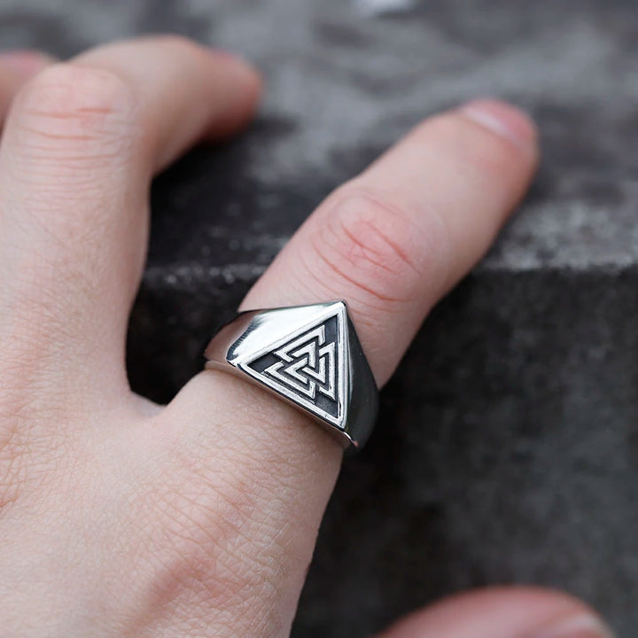 Viking Ring - Silver Valknut