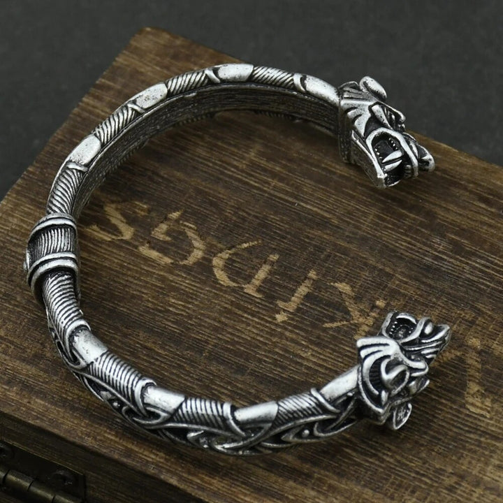 Viking Arm Ring - Norse Wolves
