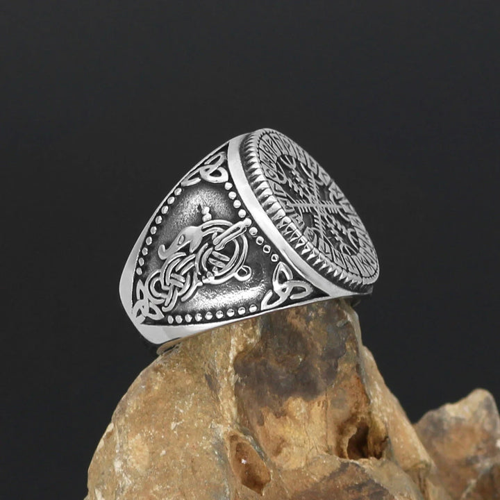 Viking Ring - Aegishjalmur Knots