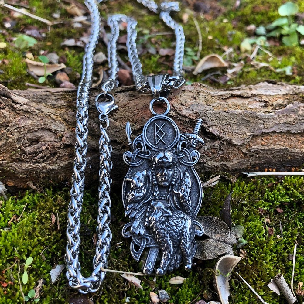 バイキングSkandinavian Viking queen necklaces