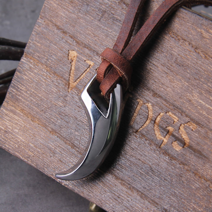 Viking Necklace - Wolf Fang Pendant