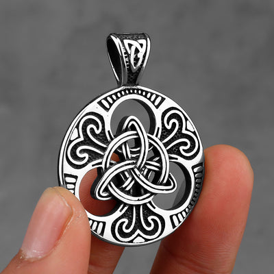 Viking Necklace - Celtic Triquetra Knot