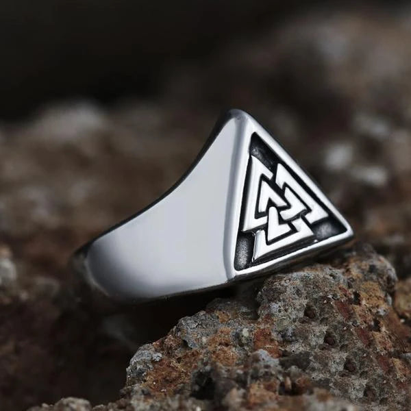 Viking Ring - Silver Valknut