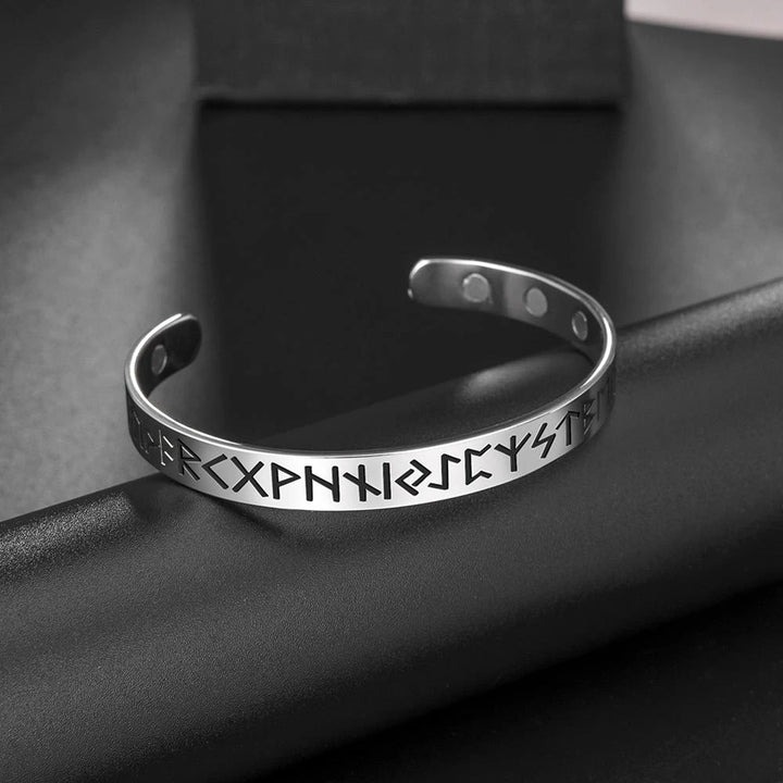VIKING ARM RING FEATURING VALHALLA