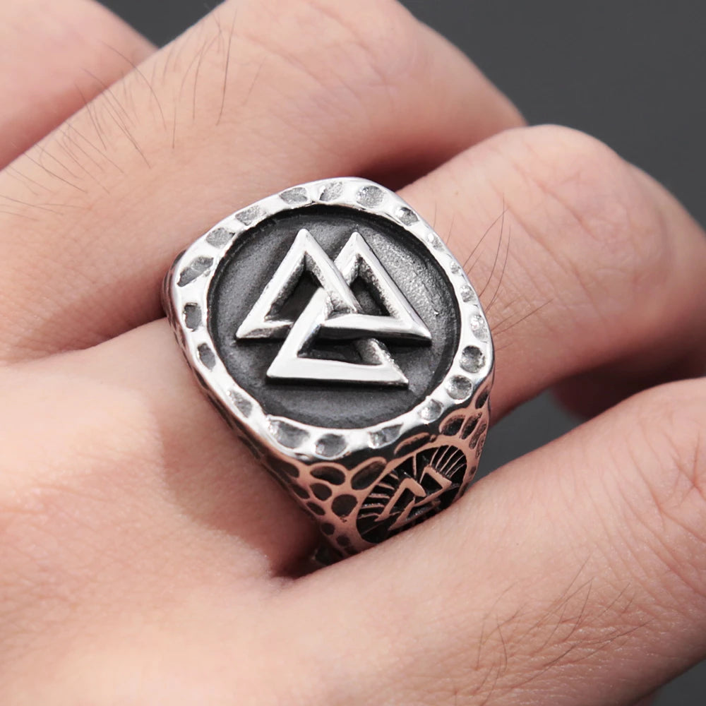 Viking Ring - Massive Valknut
