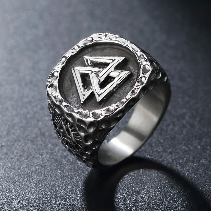 Viking Ring - Massive Valknut
