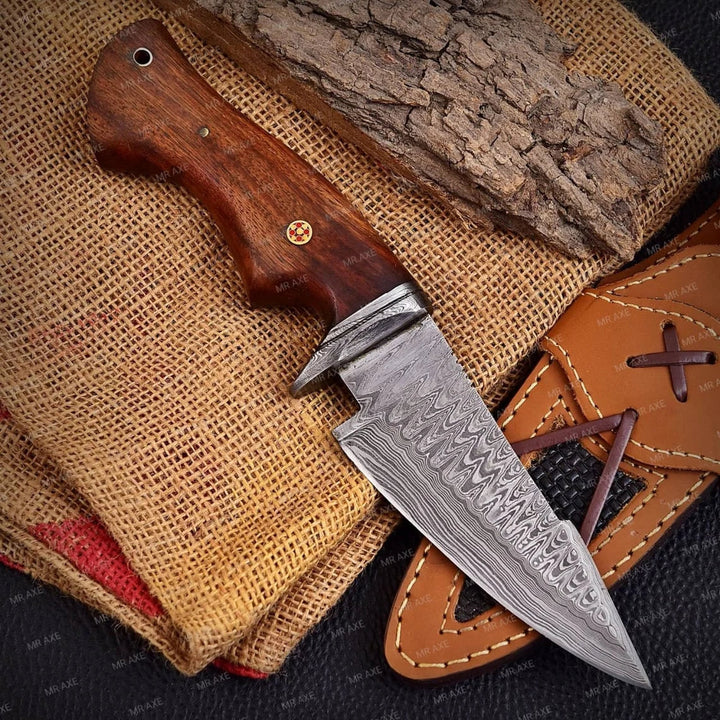 Hand Forged Hunting Knife With Leather Sheath