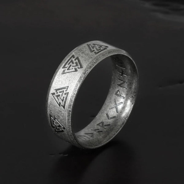 Viking Ring - Runic Valknut