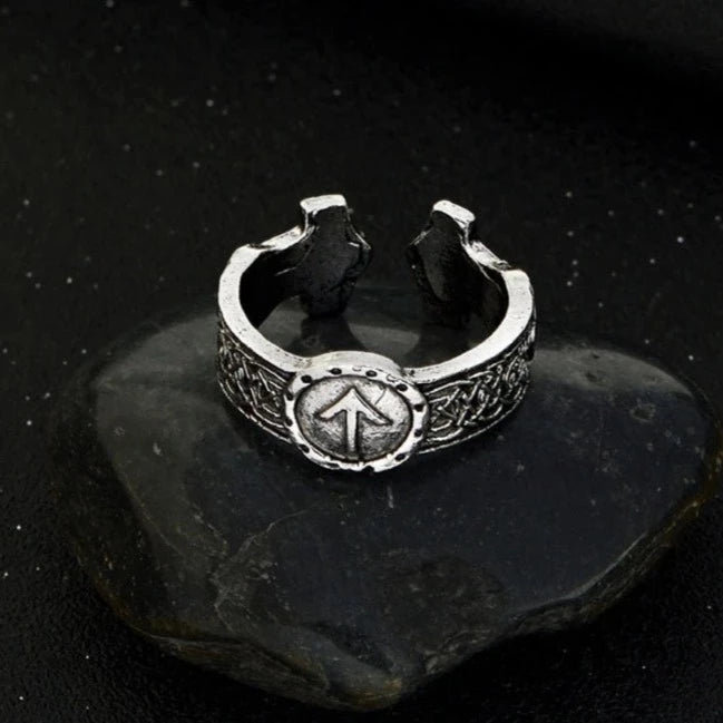 Viking Ring - Tiwaz Rune