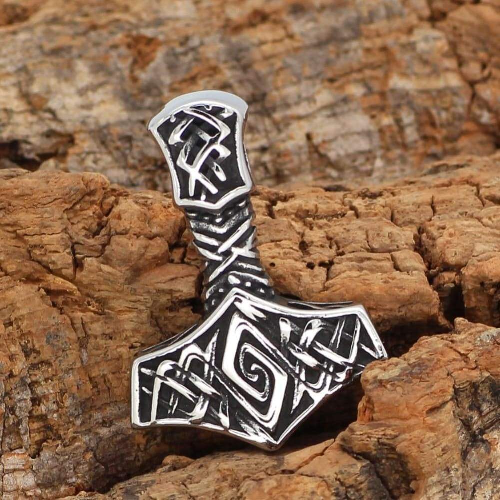 Thor Hammer Necklace - Nordic Knot