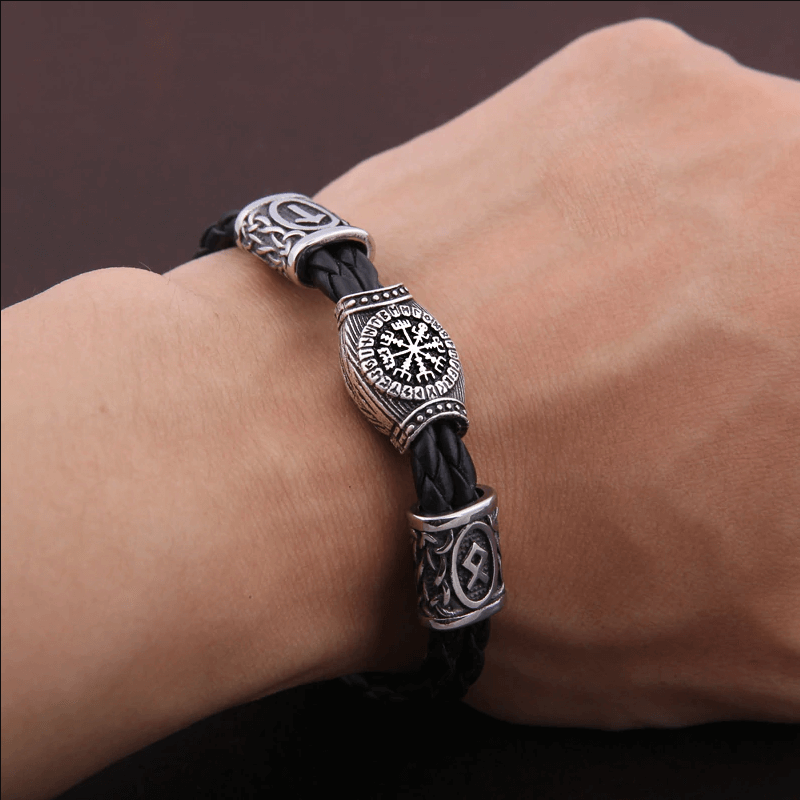 Viking Leather Bracelet - Vegvisir Symbol