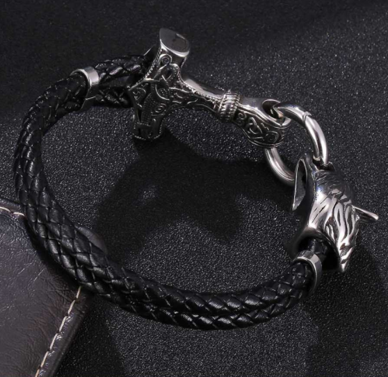 Viking Bracelet - Mjölnir Wolf