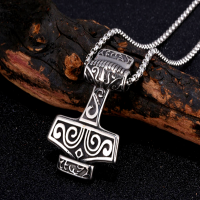 Thors Hammer Necklace - Celtic Style
