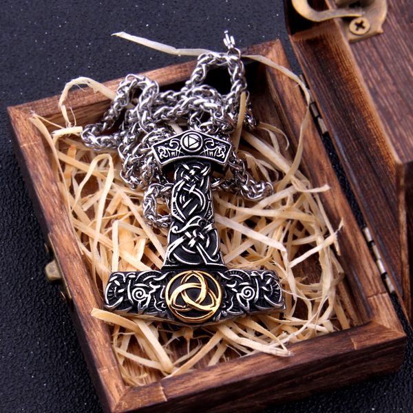 Thor's hammer 2025 necklace wood