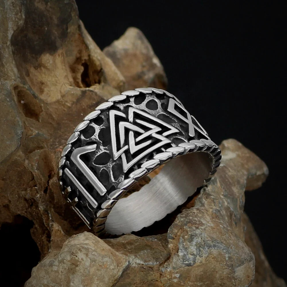 Viking Ring - Odin's Knot